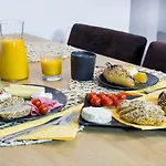 W&k - Gold - Klimatyzacja, Parking W Garazu, Faktura Vat, 5 Min Od Dworca *
