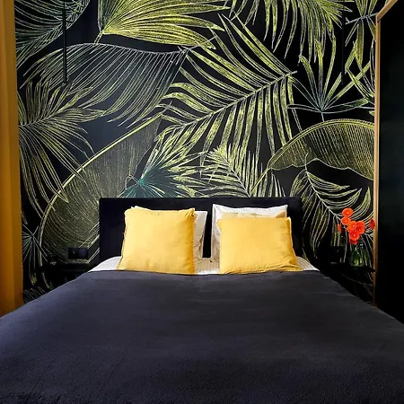 W&k - Gold - Klimatyzacja, Parking W Garażu, Faktura Vat, 5 Min Od Dworca Koszalin