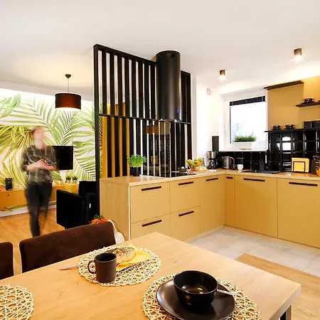 W&K - Gold Suite - Parking W Garazu, Faktura Vat, 5 Min Od Dworca Apartamento *