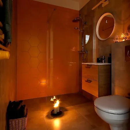 W&K - Gold Suite - Parking W Garazu, Faktura Vat, 5 Min Od Dworca Koszalin