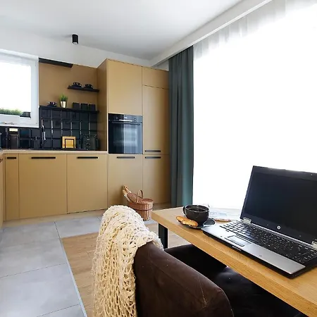 Apartamento W&K - Gold Suite - Parking W Garazu, Faktura Vat, 5 Min Od Dworca Koszalin