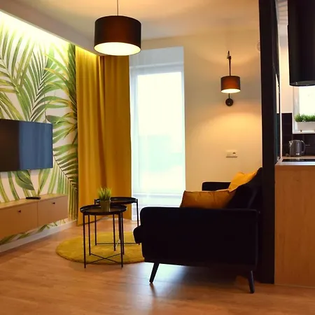 W&K - Gold Suite - Parking W Garazu, Faktura Vat, 5 Min Od Dworca Apartamento Koszalin