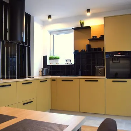 Apartament W&k - Gold - Klimatyzacja, Parking W Garażu, Faktura Vat, 5 Min Od Dworca Koszalin