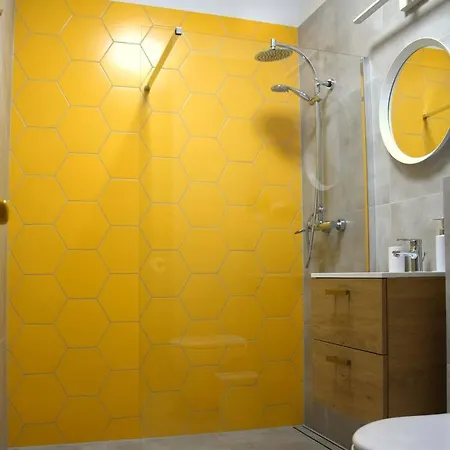 W&K - Gold Suite - Parking W Garazu, Faktura Vat, 5 Min Od Dworca * Koszalin