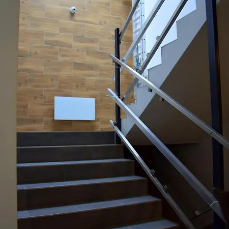 W&k - Gold - Klimatyzacja, Parking W Garażu, Faktura Vat, 5 Min Od Dworca * Koszalin