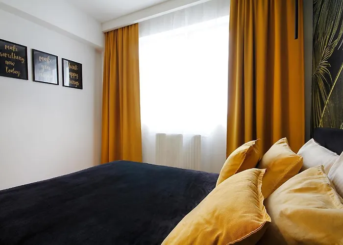 W&k - Gold - Klimatyzacja, Parking W Garazu, Faktura Vat, 5 Min Od Dworca Appartement