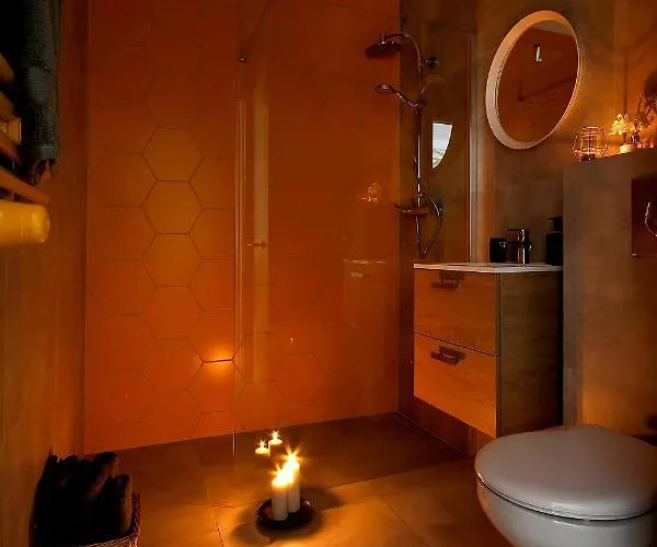 W&k - Gold - Klimatyzacja, Parking W Garazu, Faktura Vat, 5 Min Od Dworca Koszalin