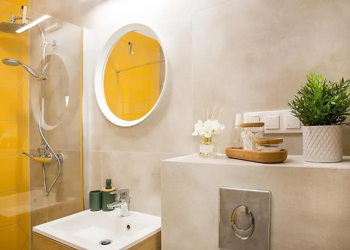 W&k - Gold - Klimatyzacja, Parking W Garazu, Faktura Vat, 5 Min Od Dworca Appartement