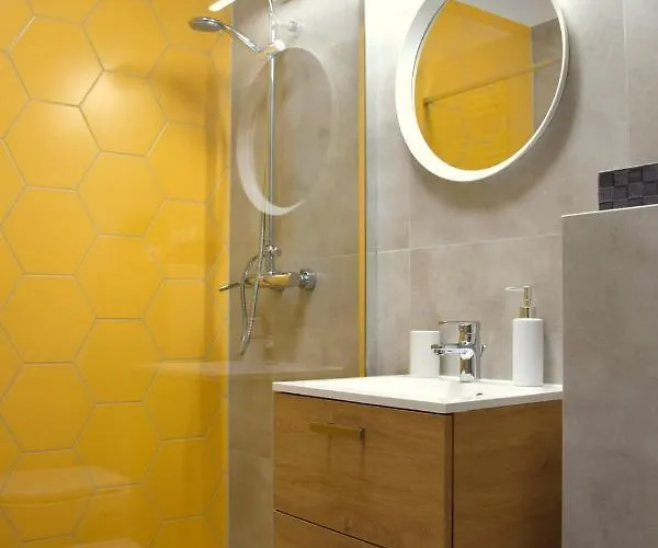 Appartement W&k - Gold - Klimatyzacja, Parking W Garazu, Faktura Vat, 5 Min Od Dworca *